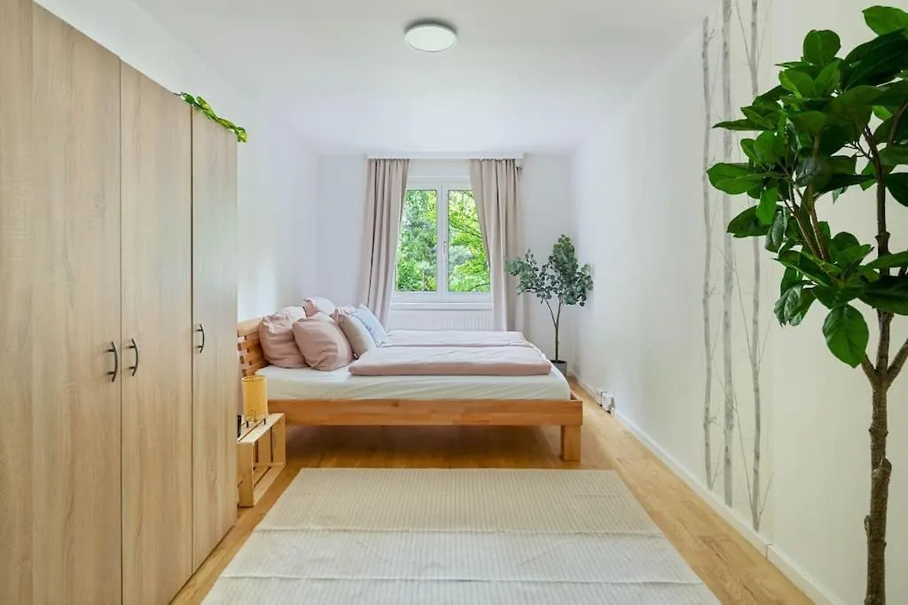 Naturoase Apartment Vienna Austria