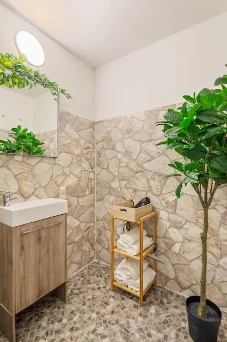 Naturoase Apartment Vienna Austria